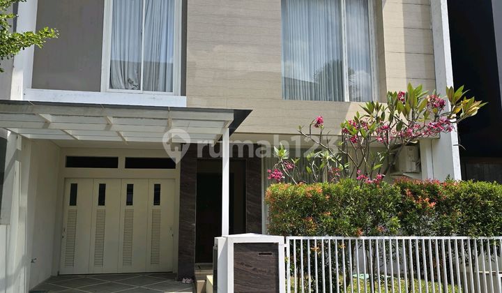 Rumah Bagus 2 Lantai Furnished Di Candi Golf 1