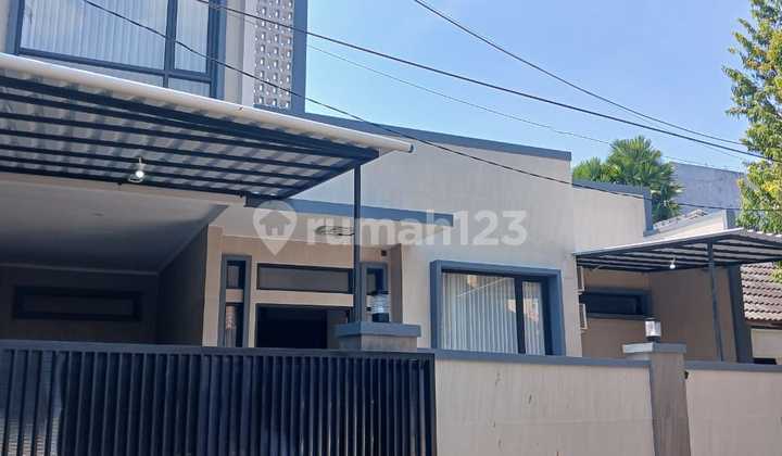 Rumah 2 Lantai Renovasi Baru Full Furnished Di Bukitsari 1