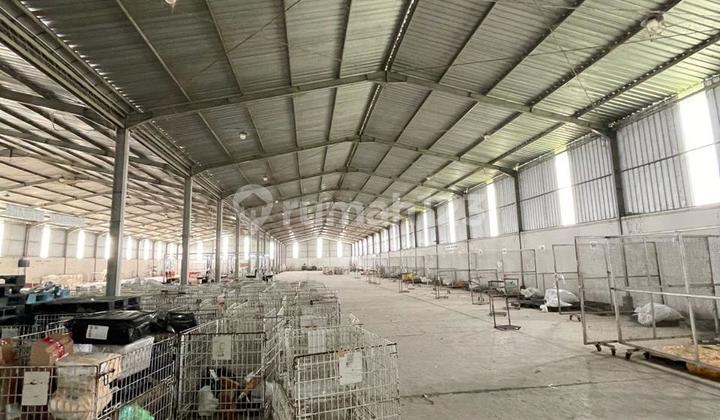 Warehouse with a Loading Dock Ready for Use in Batang Warehouse with a Loading Dock Ready for Use in Batang