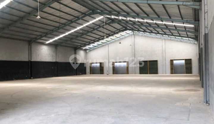 Gudang Siap Pakai di Kawasan Industri Candi