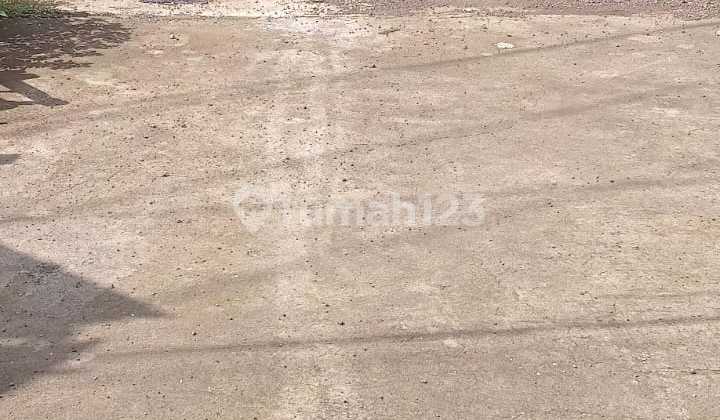 Ready-to-Use Land Suitable for Garage Depot Workshop Heavy Equipment Pool 2