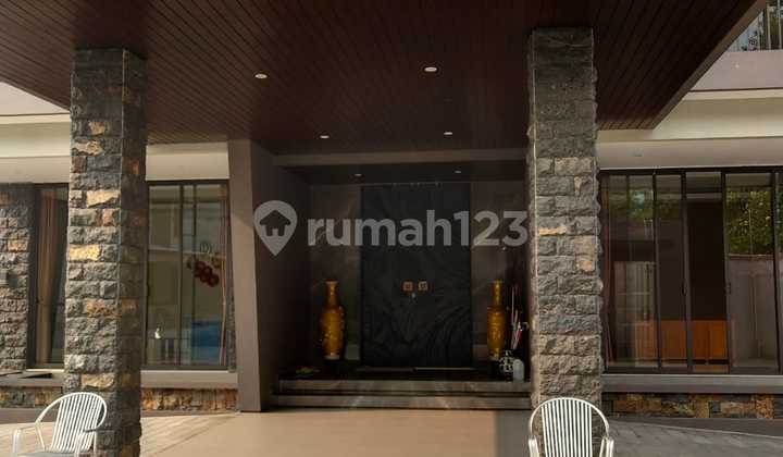 Rumah Mewah 2 Lantai Dan Basement Di Semarang Atas di Candisari 2