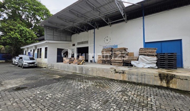Gudang Siap Pakai Ada Loading Dock dan Kantor Dekat Ungaran