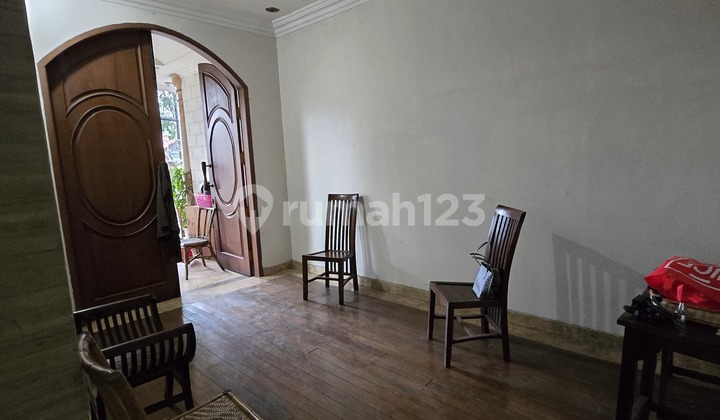 Rumah 2 Lantai Pinggir Jalan Abdurahman Saleh Semarang Barat 2