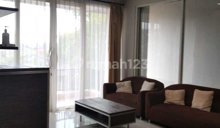 Rumah Bagus 2 Lantai Semi Furnished di Graha Candi Golf 2
