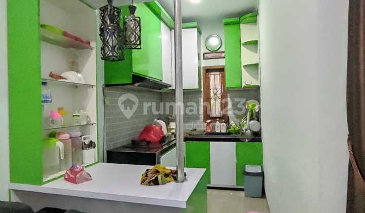 OVER KREDIT RUMAH SIAP HUNI POSISI HOOK DI SEPATAN 2
