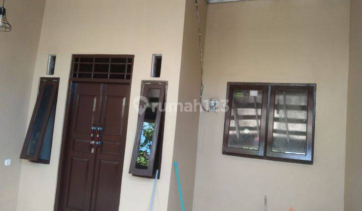 Rumah Full Renov Siap Huni Lokasi dekat Taman Kota 3