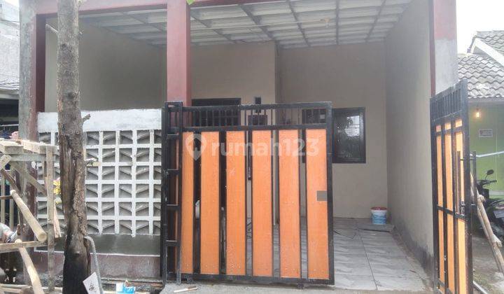 Rumah Full Renov Siap Huni Lokasi dekat Taman Kota 1