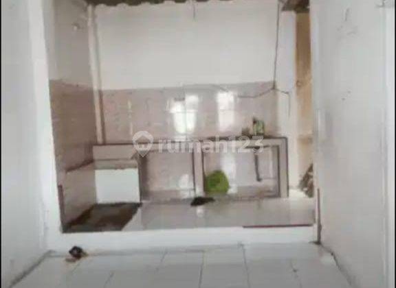 Over Kredit Di Sepatan Posisi Blok Depan 1