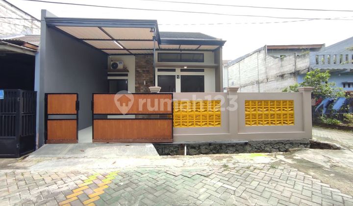 Rumah Hook Minimalis Siap Huni di Sepatan