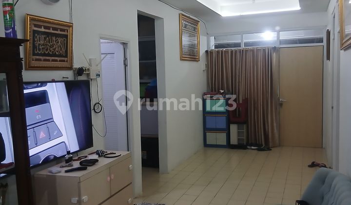 LT. 100 Meter Dekat Balai Kota Tangsel