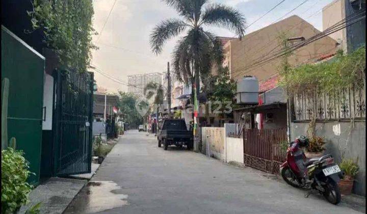 Dijual Rumah Dekat Stasiun Cocok Untuk Kost 1