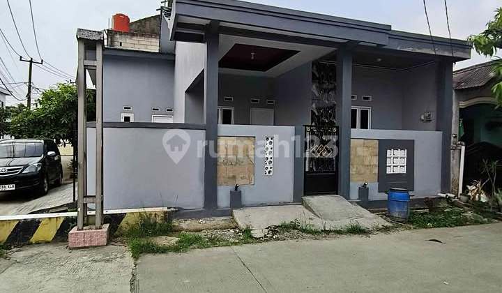 Rumah Luas 97 Meter Row Jalan Lebar Siap Huni