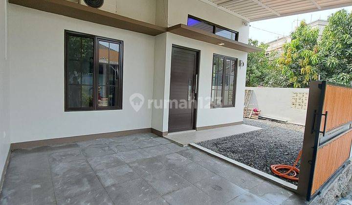 Rumah Modern Minimalis Di Sepatan 1