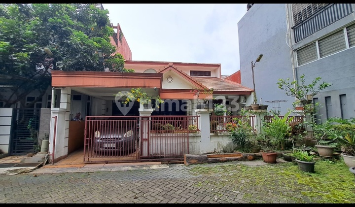 Jual Cepat Rumah Di Palem Semi, Karawaci, Lingkungan Tenang, Jalan Buntu.... Jual Cepat Rumah Di Palem Semi, Karawaci, Lingkungan Tenang, Jalan Buntu....