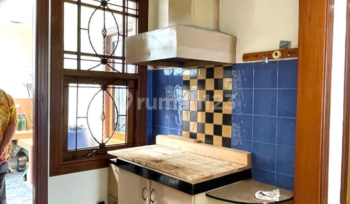 Jual Cepat Rumah Dengan Mezanin Di Taman Parahyangan Lippo Karawaci.... Siap Huni, Hadap Selatan.... Jual Cepat Rumah Dengan Mezanin Di Taman Parahyangan Lippo Karawaci.... Siap Huni, Hadap Selatan....