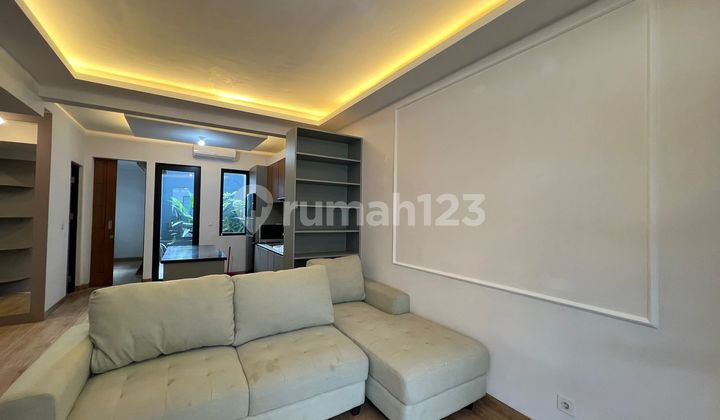 Jual Cepat Rumah 2 Lantai Di Cendana Place, Lippo Karawaci.... Siap Huni, Furnished.....