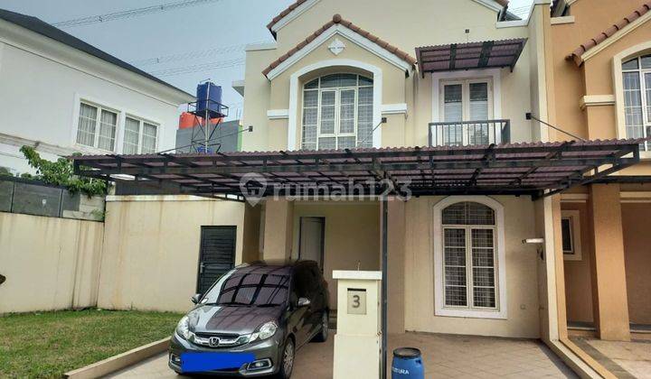 Disewakan Segera... Rolling Hills, Lippo Karawaci, Rumah 2 Lantai, Nyaman Terjangkau... 1