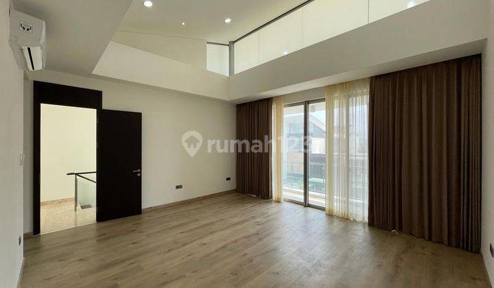 Rumah Golf Island Mozart Uk 8x20 Cluster Mewah Semi Furnished 2