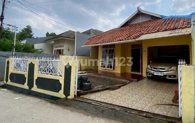 RUMAH DIJUAL  JL. Mawar  Jaka Sampurna Bekasi