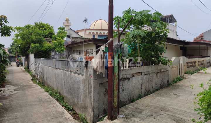 HOUSE FOR SALE Wijaya Kusuma St, Depok Jaya, Pancoran Mas 2