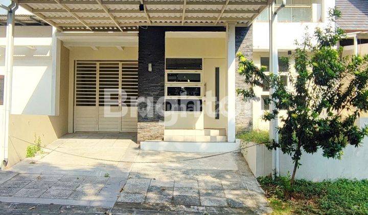 Jual Rumah Eastwood with Pool 4KT 1