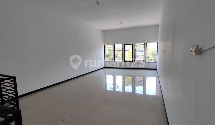 Ruko Bangunan 2 Lantai New di Raya Merr Sukarno Hatta Surabaya