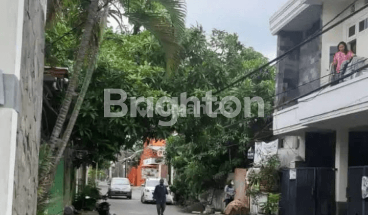 RUMAH 2 KAVLING JADI SATU DI JALAN MULYOSARI SURABAYA 2