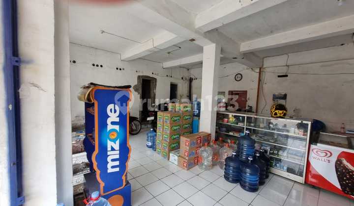 RUMAH, 2 TOKO, DAN SARANG WALET DI JALAN SAMANHUDI SIDOARJO