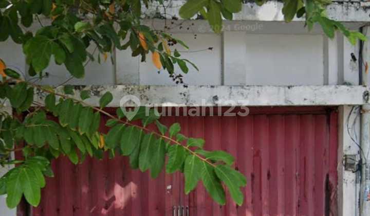 Ruko Nol Jalan di Baliwerti Surabaya