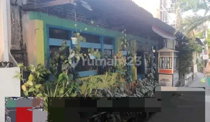 RUMAH DI PUSAT KOTA JALAN KEBANGSREN GENTENG SURABAYA 1