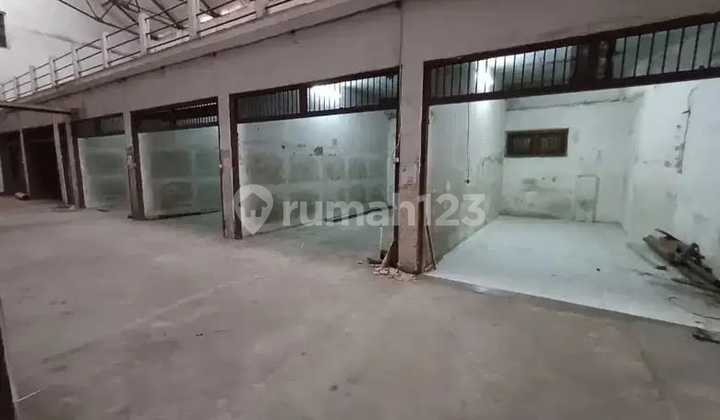 1-STORY SHOPHOUSE IN SIMOKERTO SURABAYA