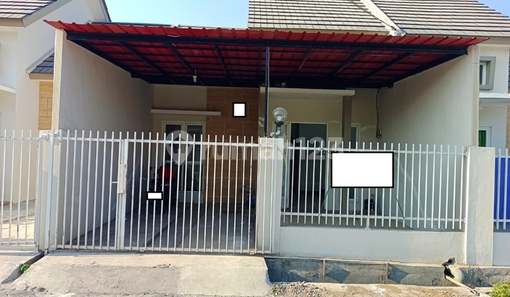 1-Story House in Alana Cemandi Housing, Sidoarjo