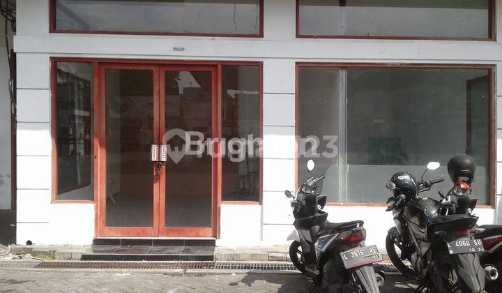 RUKO DI POM BENSIN PUCANG SIDOARJO (KIOS paling depan, pinggir jalan raya, jejer ATM BCA, MANDIRI, NIAGA.)