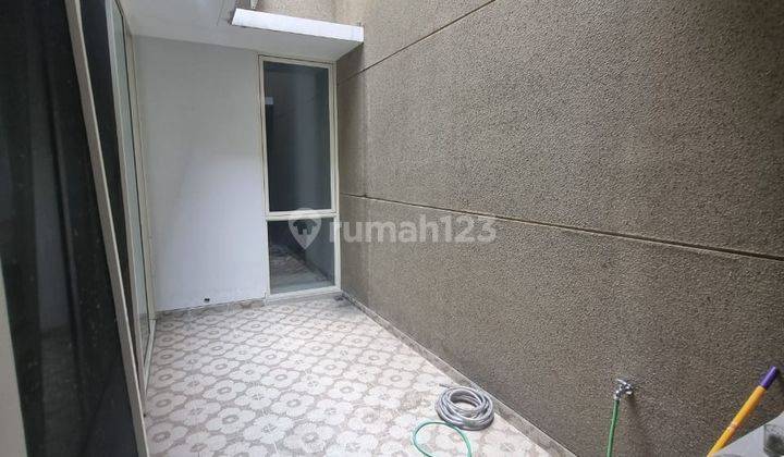 Rumah 2 Lantai Bagus di Sutorejo, Surabaya Mulyosari Cocok Untuk Showroom 3
