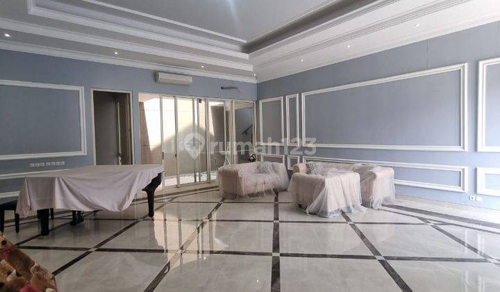 Rumah 2 Lantai Bagus di Sutorejo, Surabaya Mulyosari Cocok Untuk Showroom 10