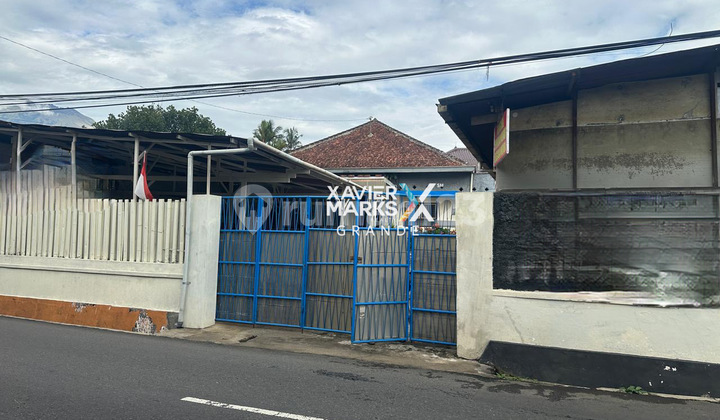 Dijual Rumah dan Gudang Halaman Luas di Area Temanggung, Jawa Tengah