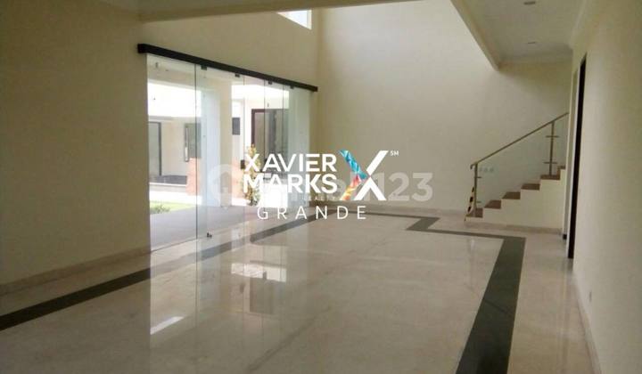 Dijual Rumah Mewah 2 Lantai Posisi Boulevard di Jalan Gunung2, Malang 2