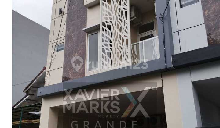 Exclusive Boarding House for Sale in a Strategic Location, Suhat Area, Malang 1