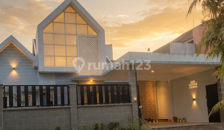 Disewakan Rumah, di Nieuw Indie Araya (Belakang Kds)