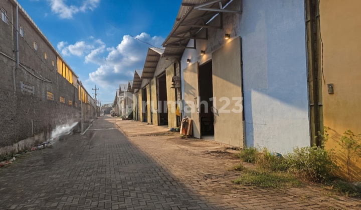 Dijual Gudang Daerah Pakis Dekat Pintu Tol Pakis Dijual Gudang Daerah Pakis Dekat Pintu Tol Pakis