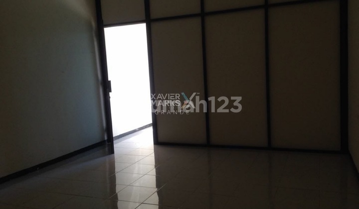 Cheap for Rent 2-Story Shop House Near Unmer, Malang City 2