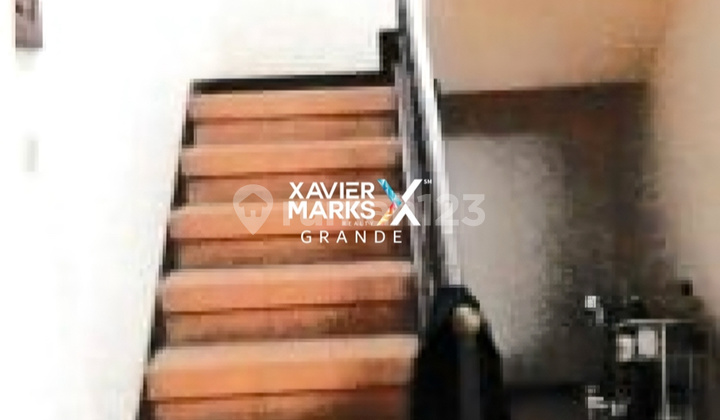 Dijual Rumah 2 Lantai Area Bunga Bunga di Tengah Kota Malang 2