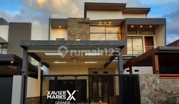 Dijual Rumah Baru, Modern, Luxury di Araya Malang