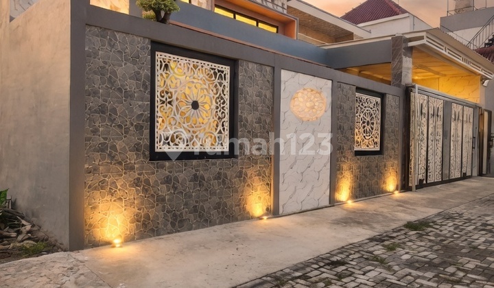 For Sale Modern House Ready to Live Near Araya Malang