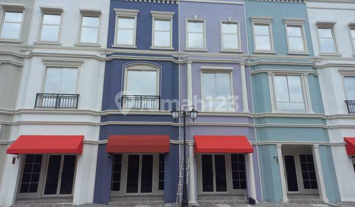 Termurah Se Planet ! Ruko Osaka Double Facade Dua Muka 4,5x20 3 lantai Termurah Se Planet ! Ruko Osaka Double Facade Dua Muka 4,5x20 3 lantai