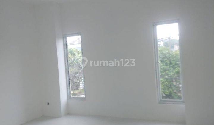 Rumah 2 Lantai Dekat Area Komersial Di Batu Giok S7714 2