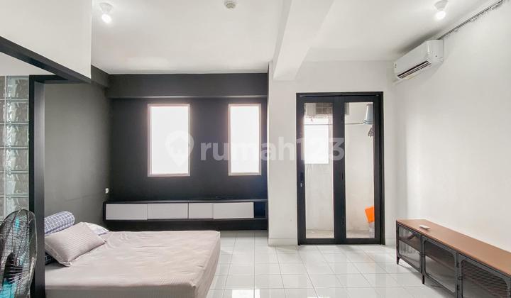 Grand Kamala Lagoon Bekasi S8859 Deluxe Studio Apartment 2