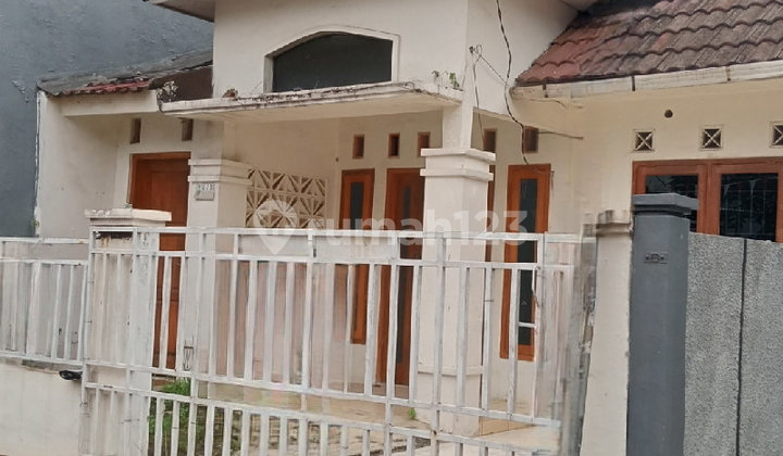 Rumah 2 Lantai Dekat Lapangan Olahraga Di Jatiasih Bekasi S8929 Rumah 2 Lantai Dekat Lapangan Olahraga Di Jatiasih Bekasi S8929