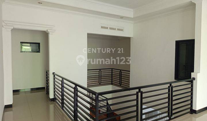 Rumah 2 Lantai Strategis Dekat Stasiun Di Bekasi Selatan R2069 2